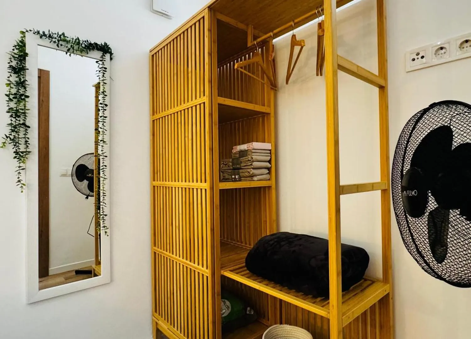 דירה בנאלמדנה Apartamento 1 Dormitorio Happy Sun